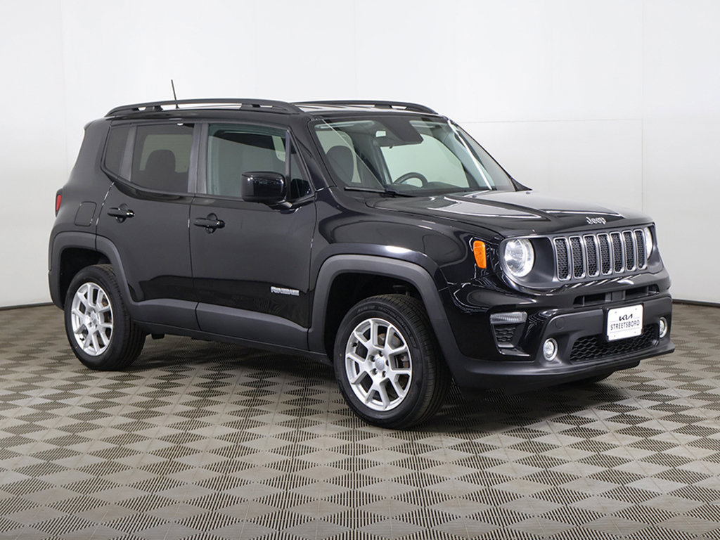 Used 2019 Jeep Renegade Latitude AWD/4WD image 2