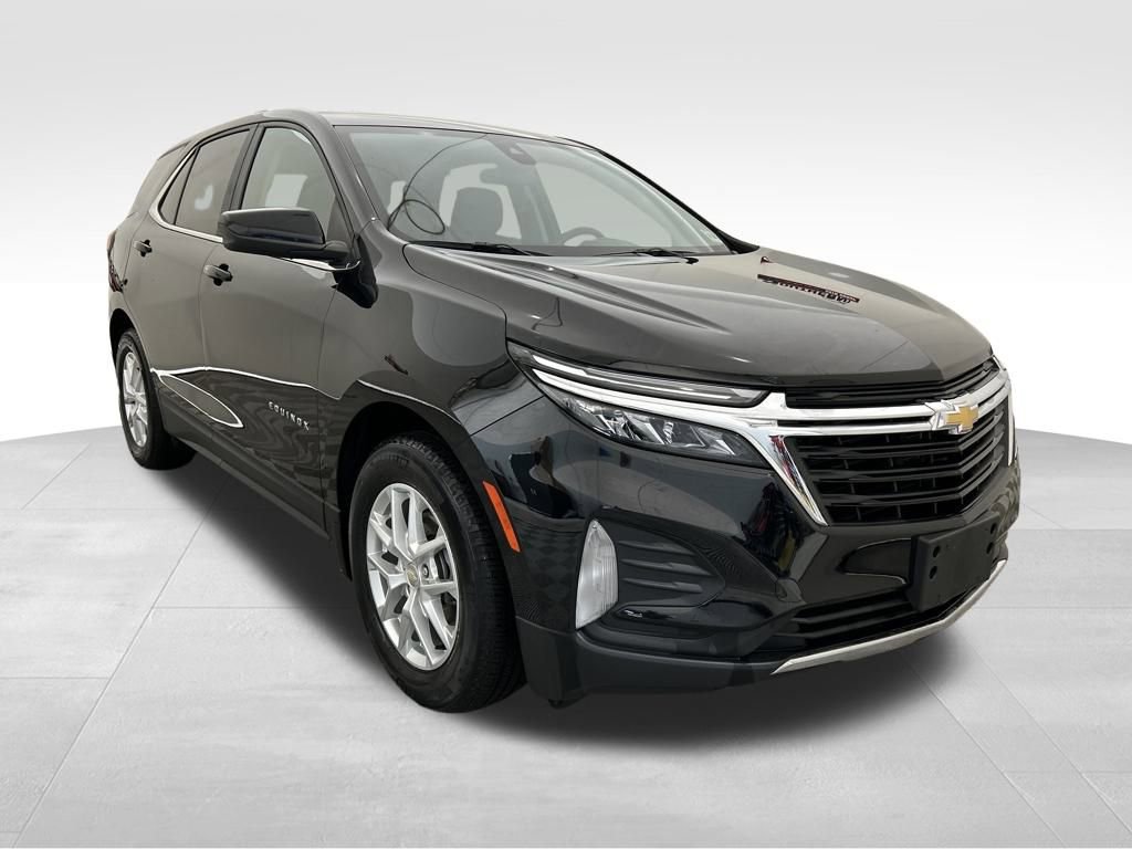 Used 2022 Chevrolet Equinox LT w/ LPO, Floor Liner Package image 8