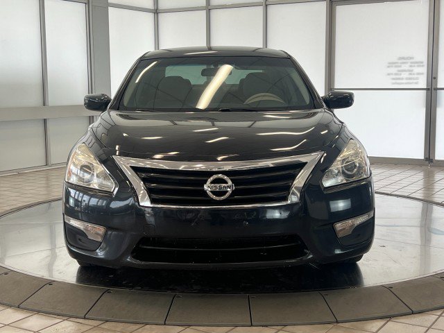 Used 2015 Nissan Altima 2.5 S w/ Power Driver Seat Package FWD image 2