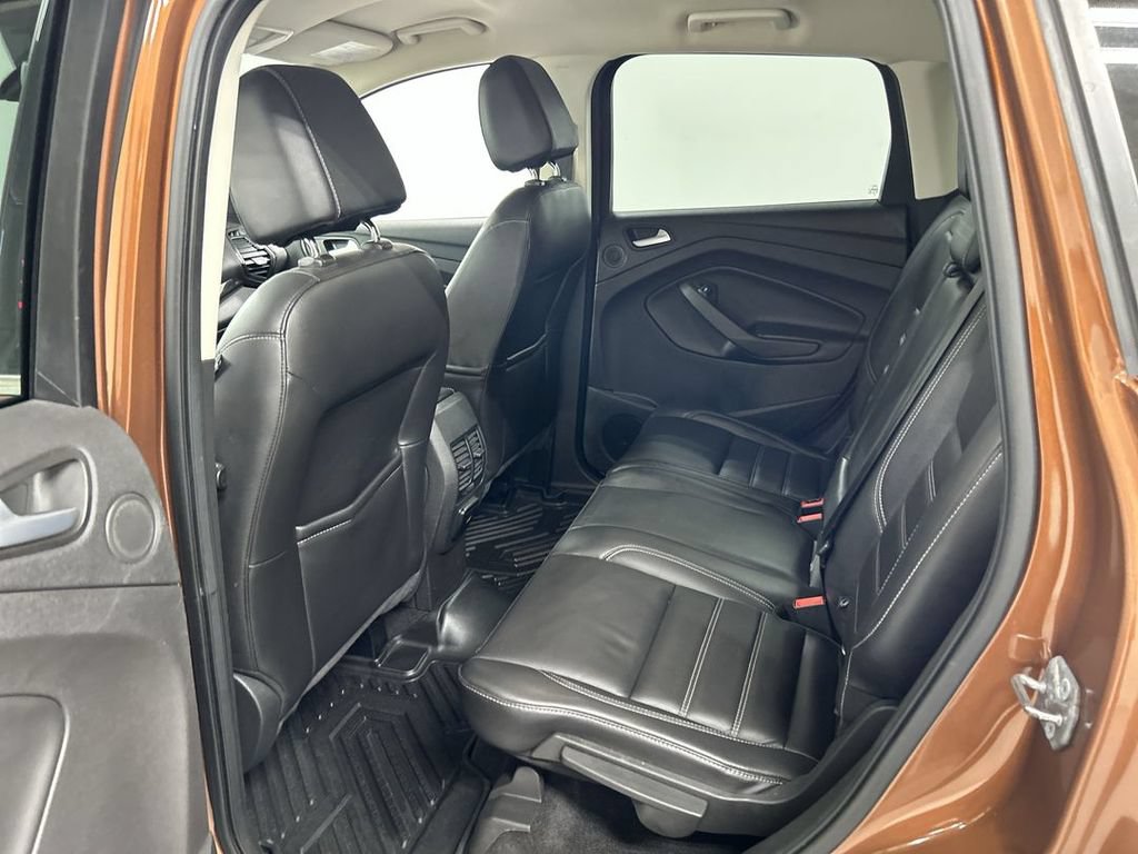 Used 2017 Ford Escape Titanium AWD/4WD image 20
