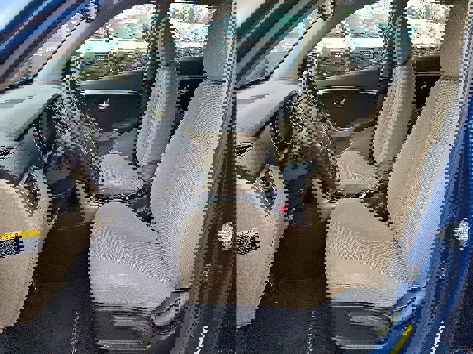 Used 2013 Hyundai Elantra GT w/ Touch & Go Pkg image 14