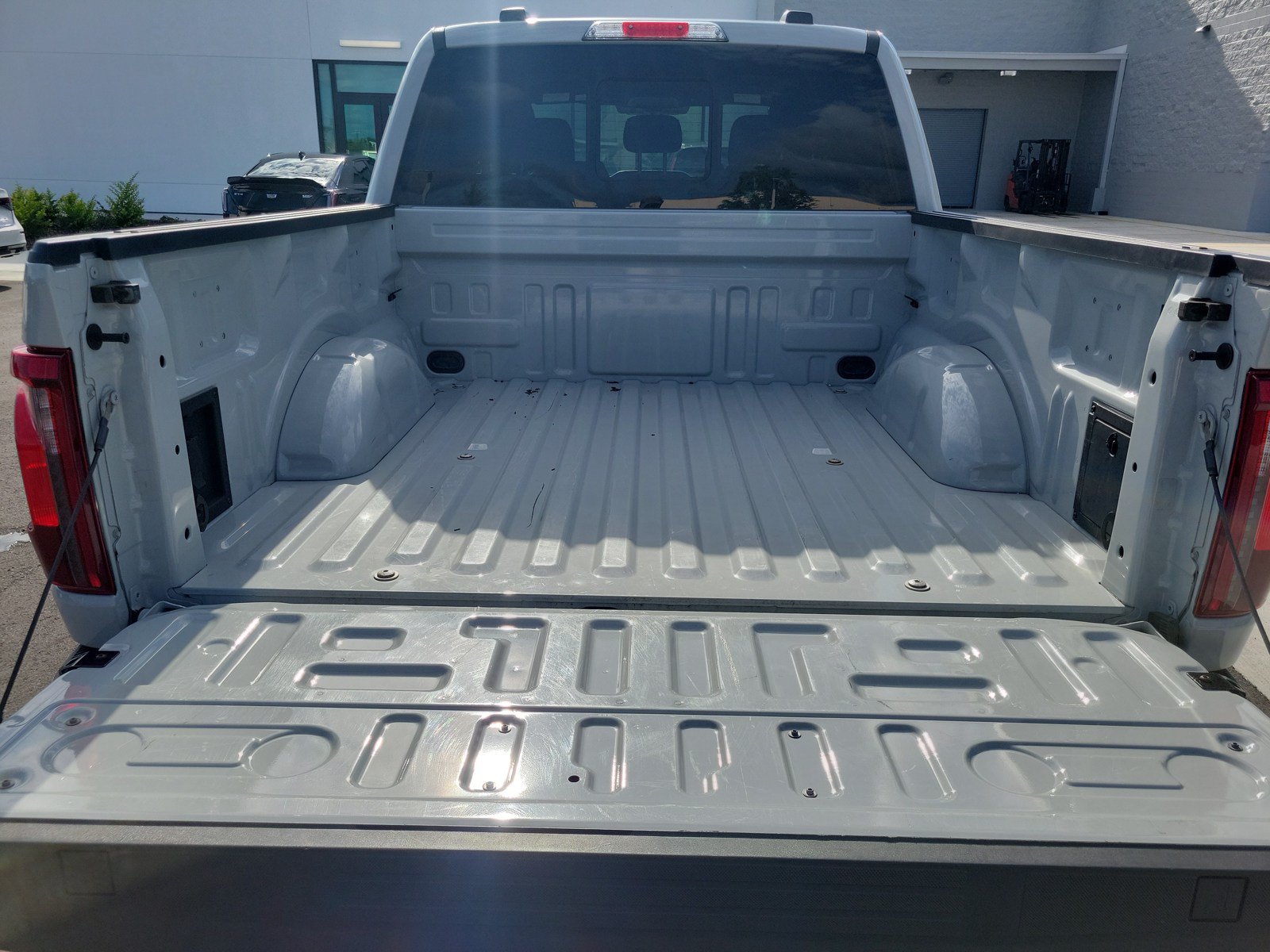 Used 2024 Ford F150 XLT w/ Equipment Group 302A MID RWD image 30