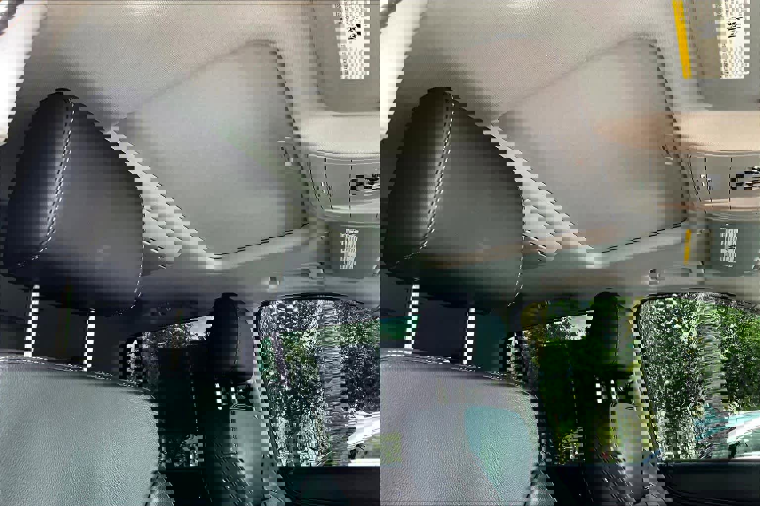 Used 2018 Chevrolet Tahoe LT image 14