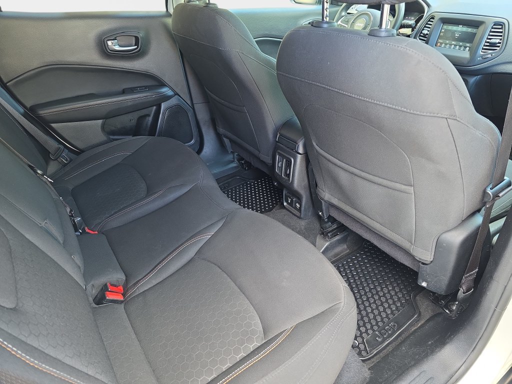 Used 2019 Jeep Compass Sport w/ Cold Weather Group AWD/4WD image 13