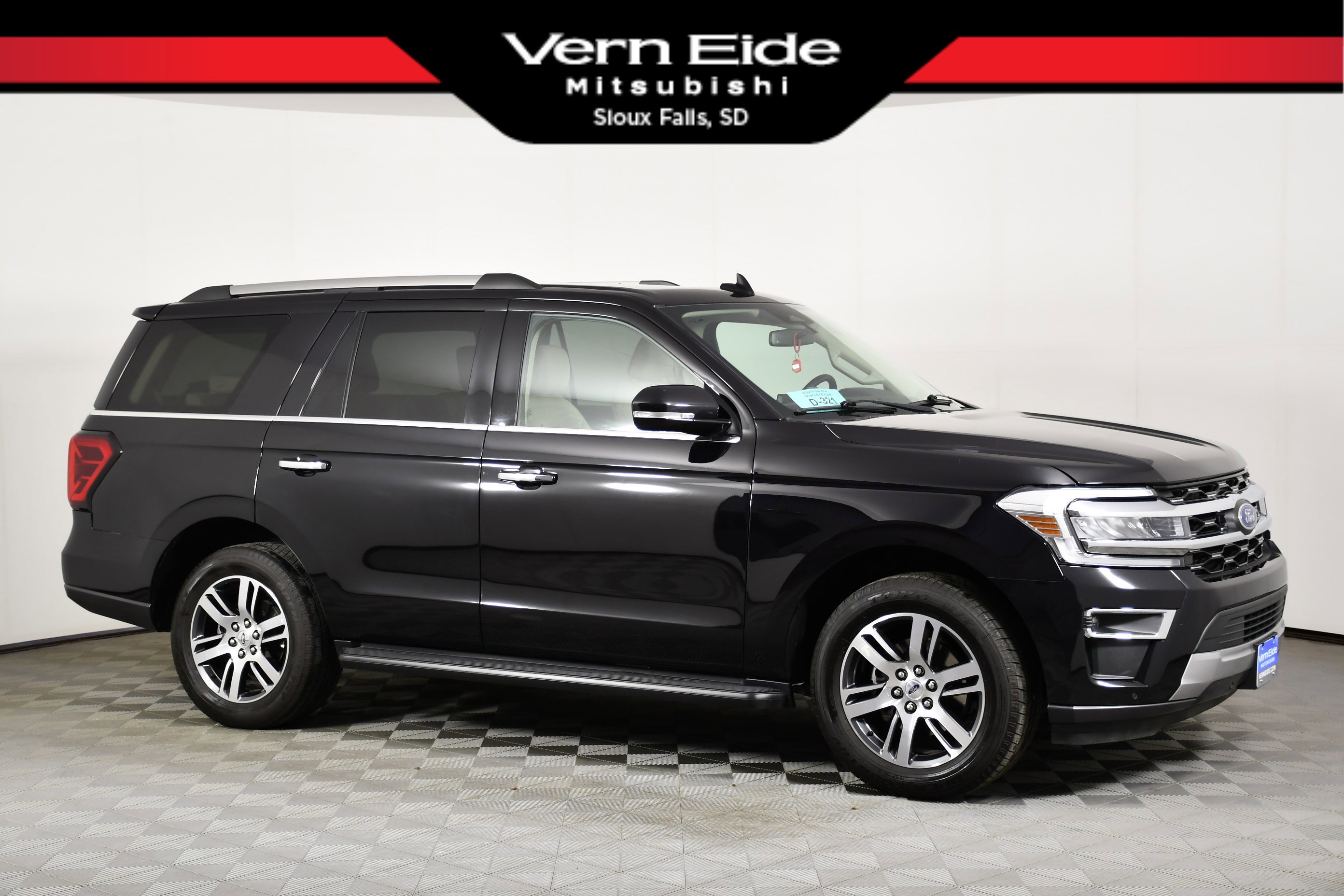 Used 2024 Ford Expedition Limited