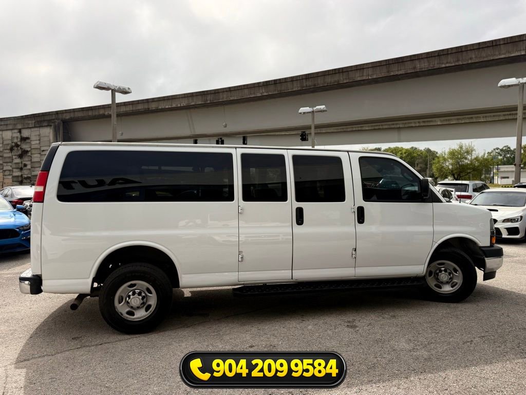 Used 2019 Chevrolet Express 3500 LT w/ LT Preferred Equipment Group RWD image 9