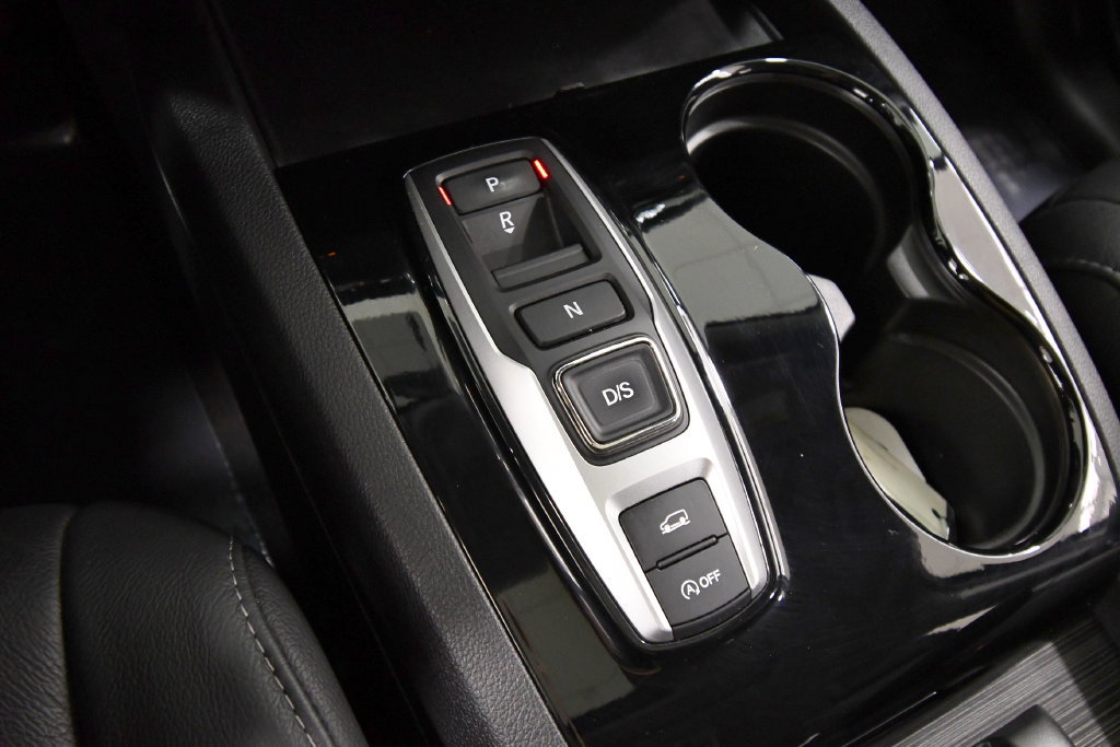 Certified 2017 Honda Pilot Touring image 28