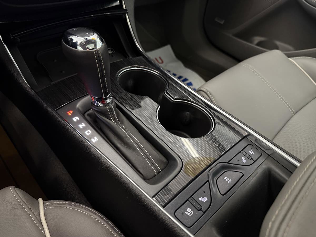 Used 2019 Chevrolet Impala Premier w/ Premier Confidence Package FWD image 44