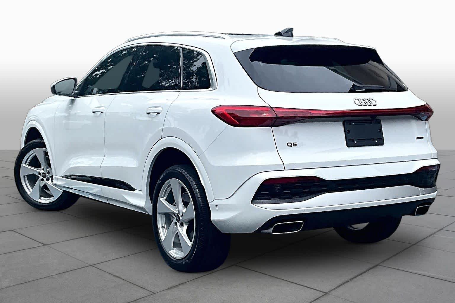 Used 2025 Audi Q5 Premium Plus w/ Premium Plus AWD/4WD image 20