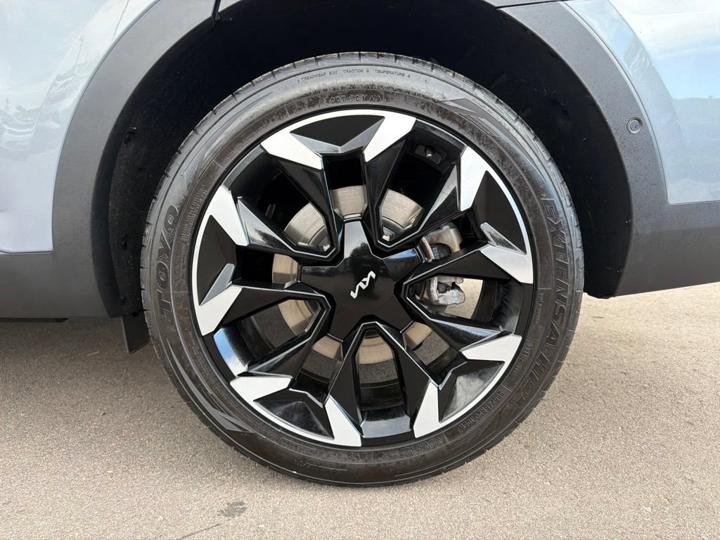 Used 2025 Kia Sorento SX FWD image 35