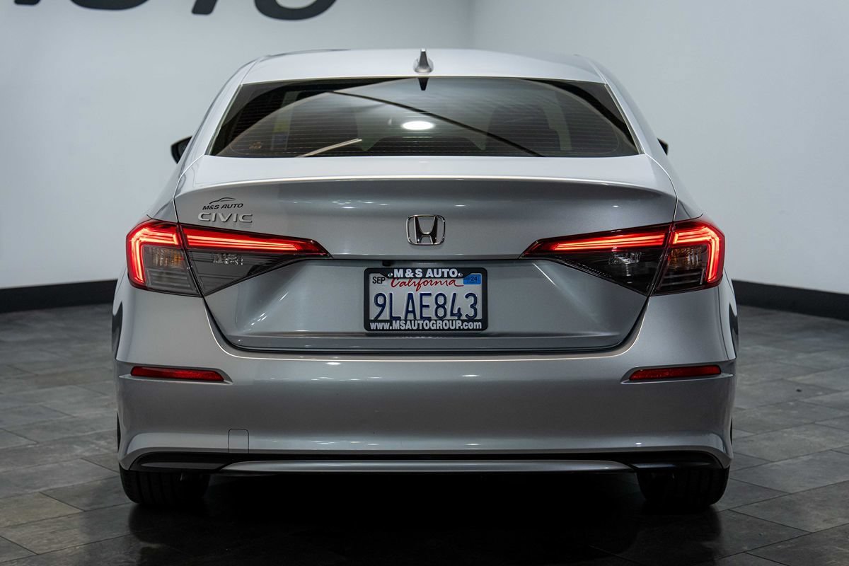Used 2022 Honda Civic EX image 3