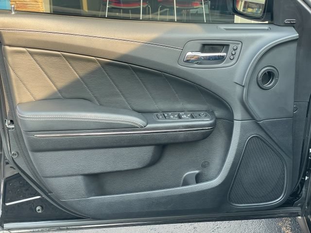 Used 2022 Dodge Charger SRT Hellcat w/ Harman/Kardon Audio Group RWD image 20