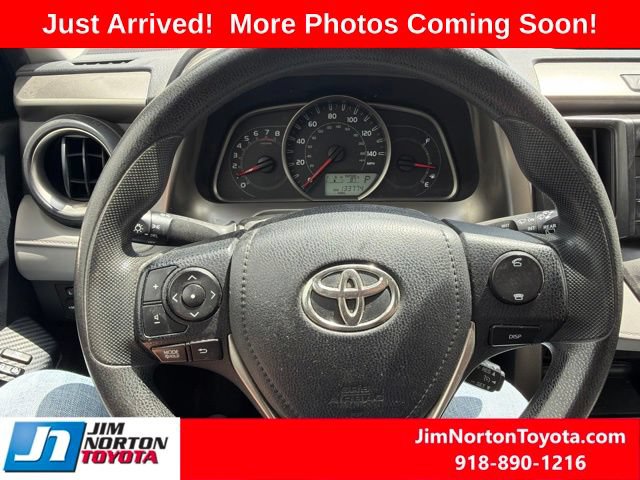 Used 2013 Toyota RAV4 LE AWD/4WD image 12