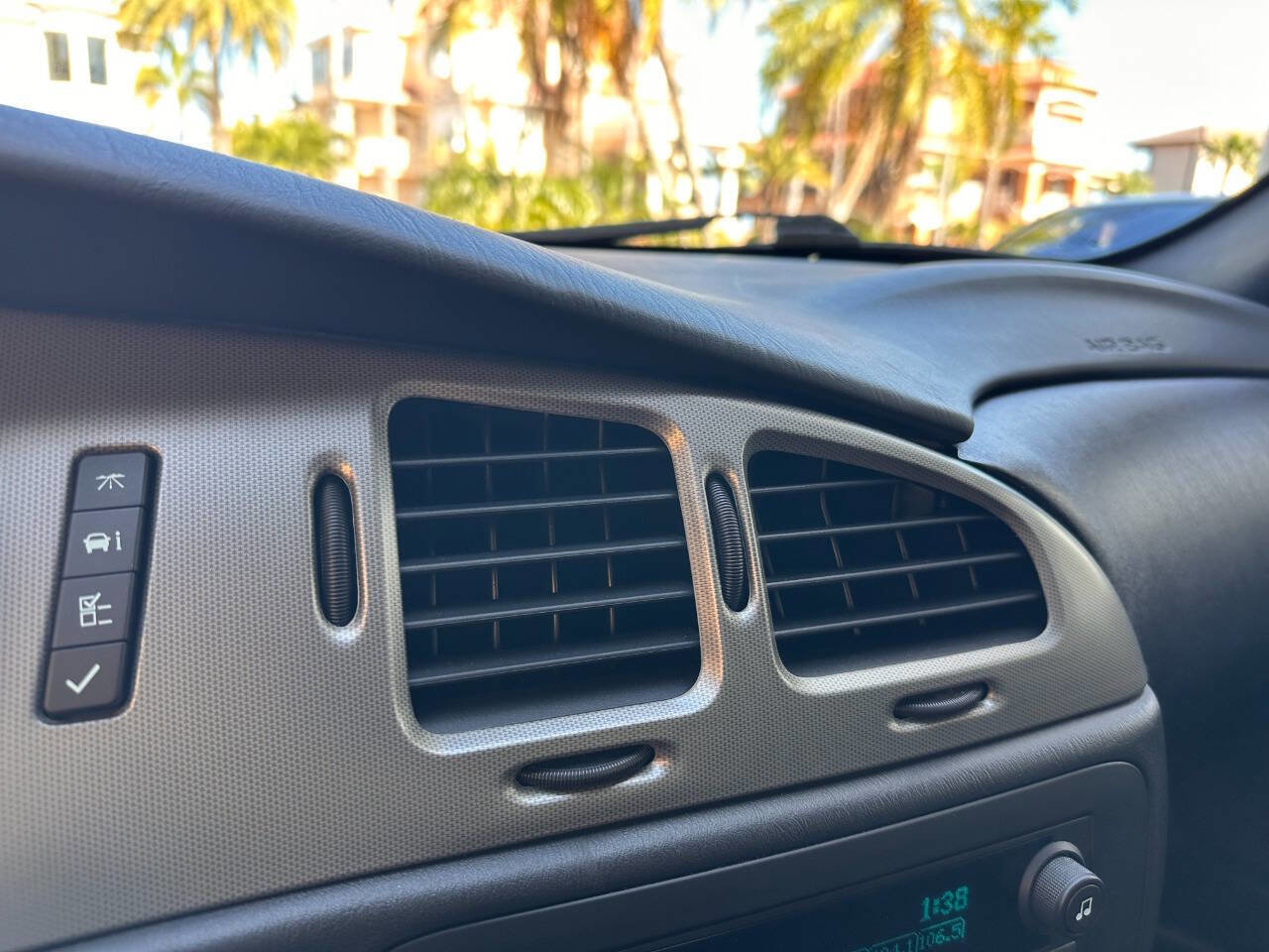 Used 2007 Chevrolet Monte Carlo SS w/ Silver Rally Stripe Package FWD image 50