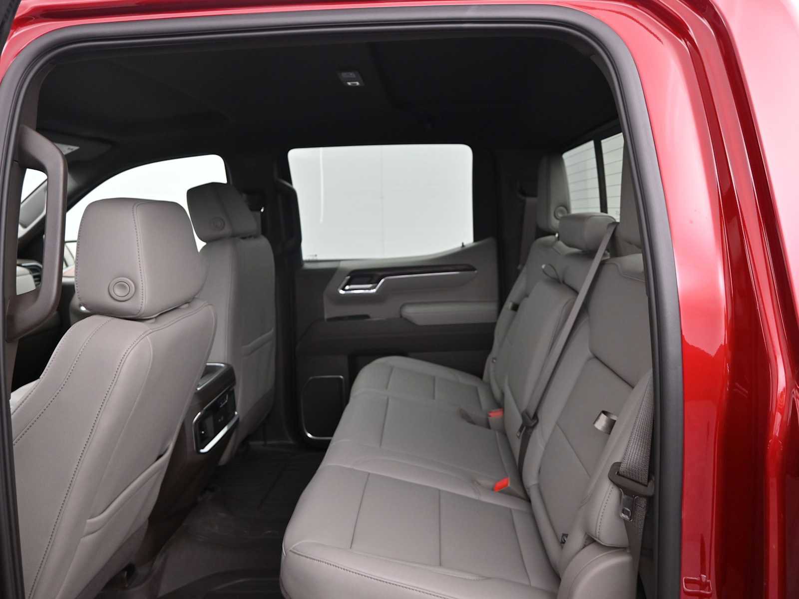 New 2026 GMC Sierra 1500 SLT w/ SLT Premium Plus Package image 24