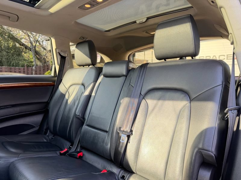 Used 2015 Audi Q7 TDI Premium Plus w/ Premium Plus Package AWD/4WD image 17