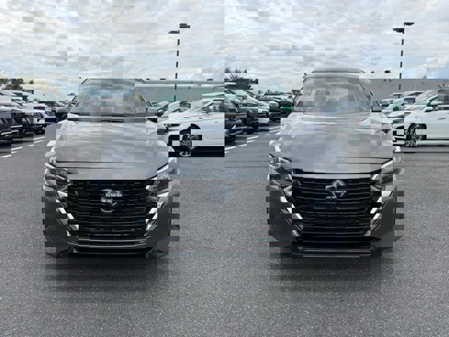 New 2025 Nissan Sentra SV w/ SV Premium Package image 3