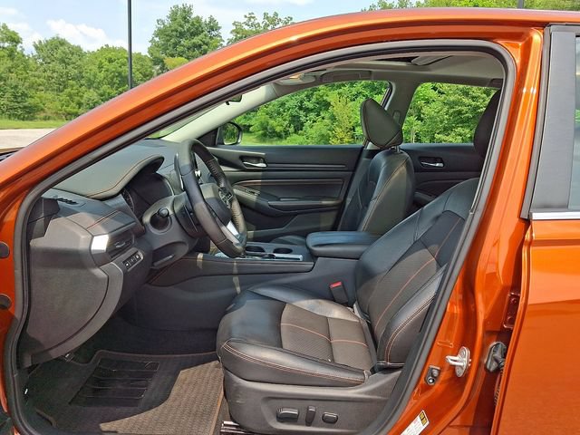 Used 2019 Nissan Altima 2.5 SR w/ SR Premium Package FWD image 15