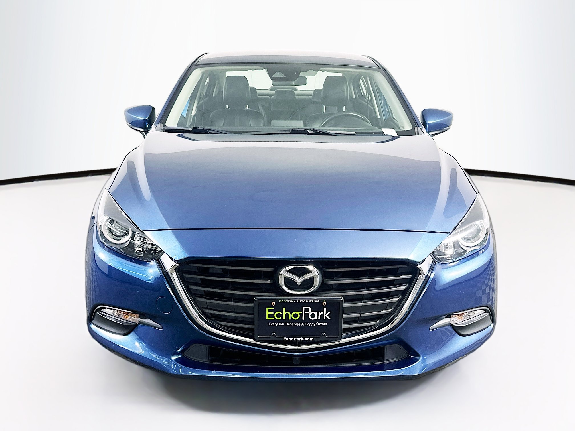 Used 2017 MAZDA MAZDA3 Touring FWD image 2