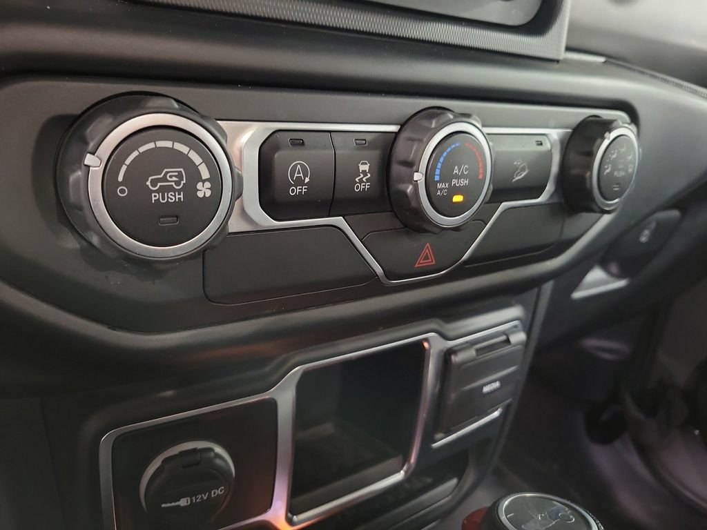 Used 2020 Jeep Wrangler Unlimited Sport AWD/4WD image 21