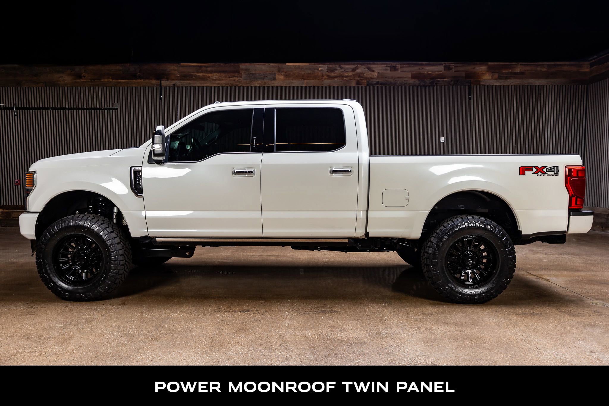 Used 2022 Ford F250 Platinum w/ FX4 Off-Road Package image 6