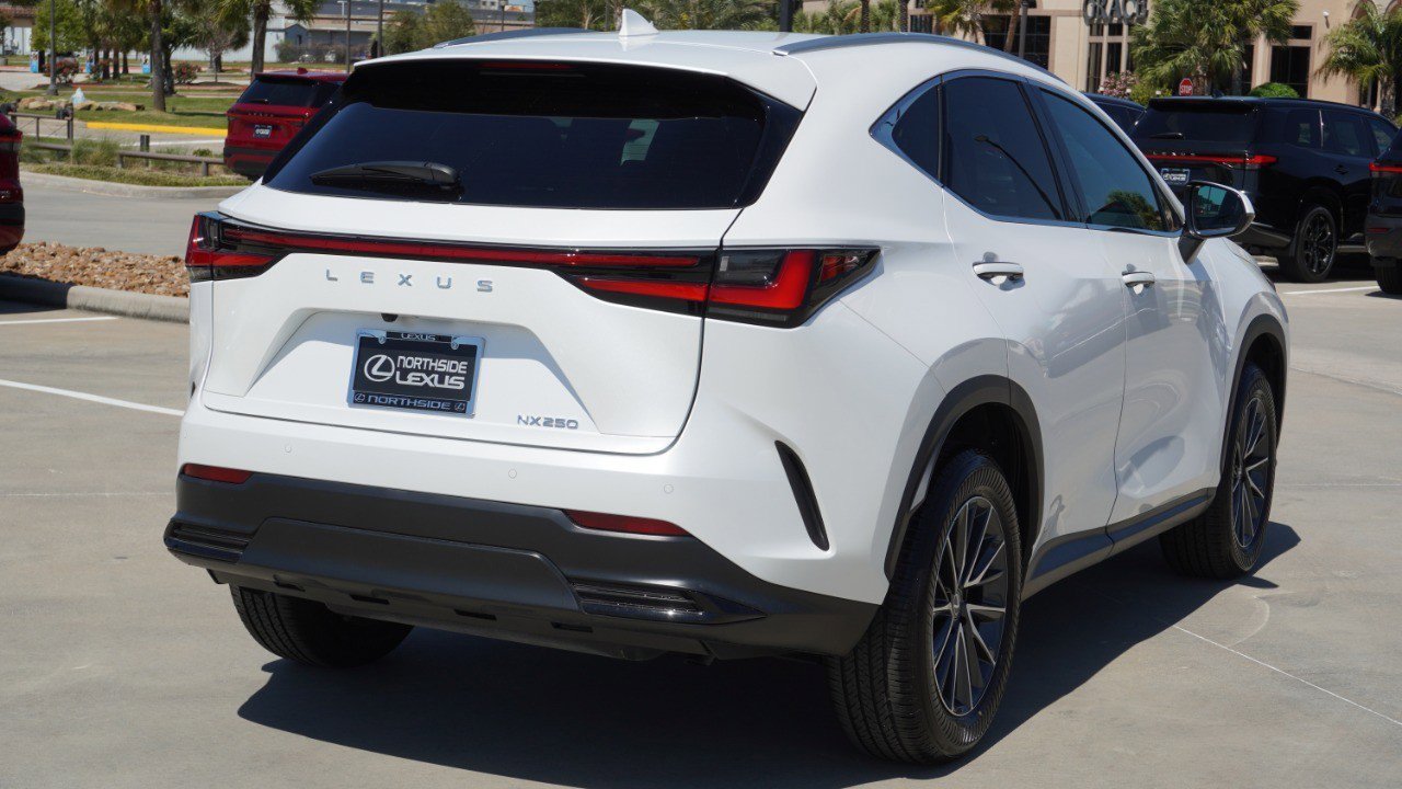 Used 2025 Lexus NX 250 FWD w/ Accessory Package (Z1) image 6