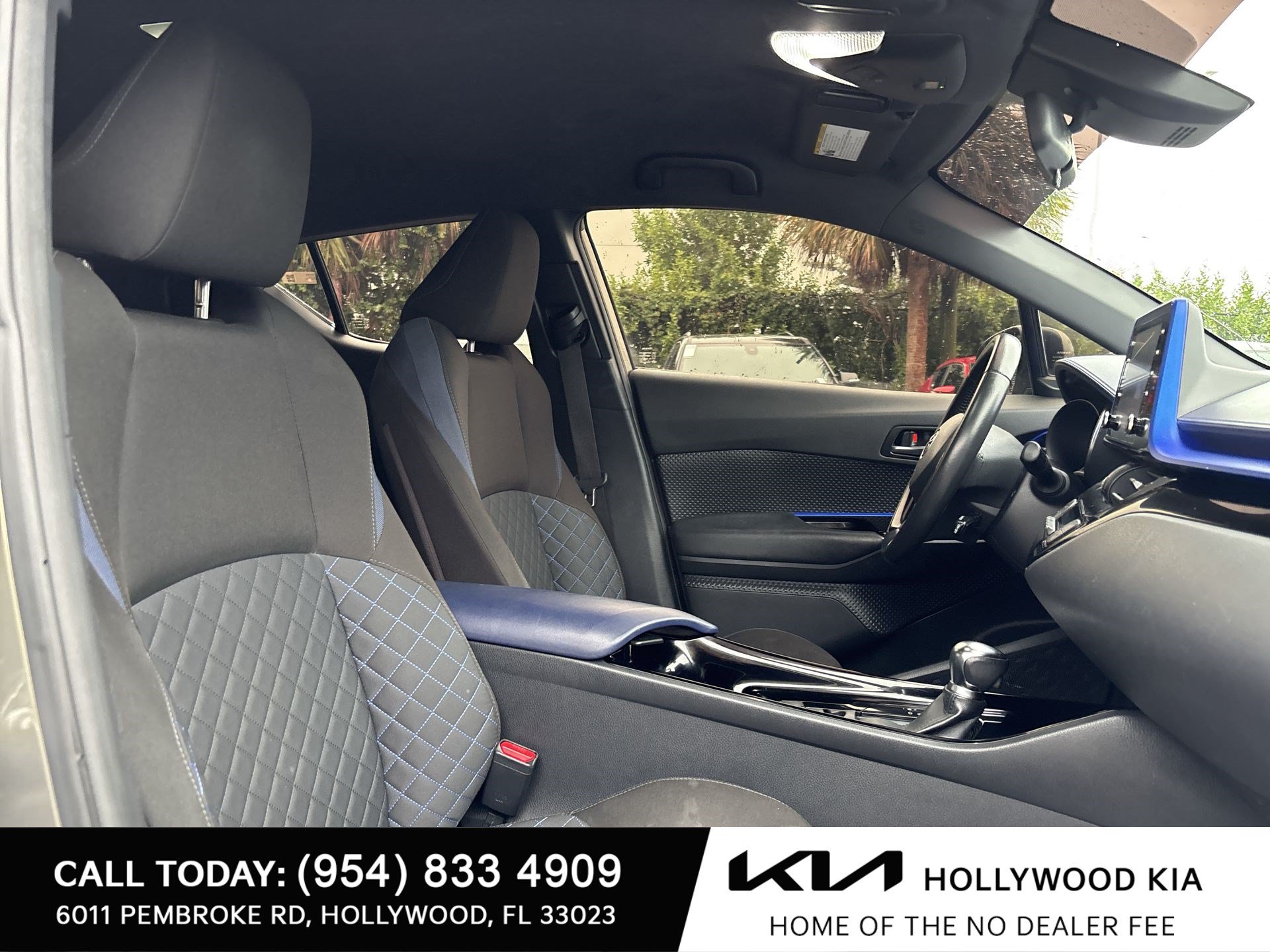 Used 2021 Toyota C-HR XLE FWD image 23