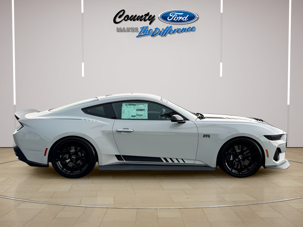 New 2026 Ford Mustang GT Premium w/ GT Performance Package RWD image 8