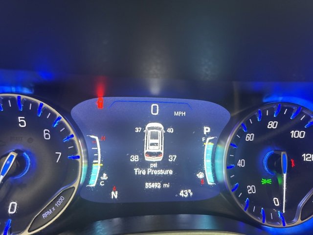 Used 2024 Chrysler Pacifica Touring-L image 21