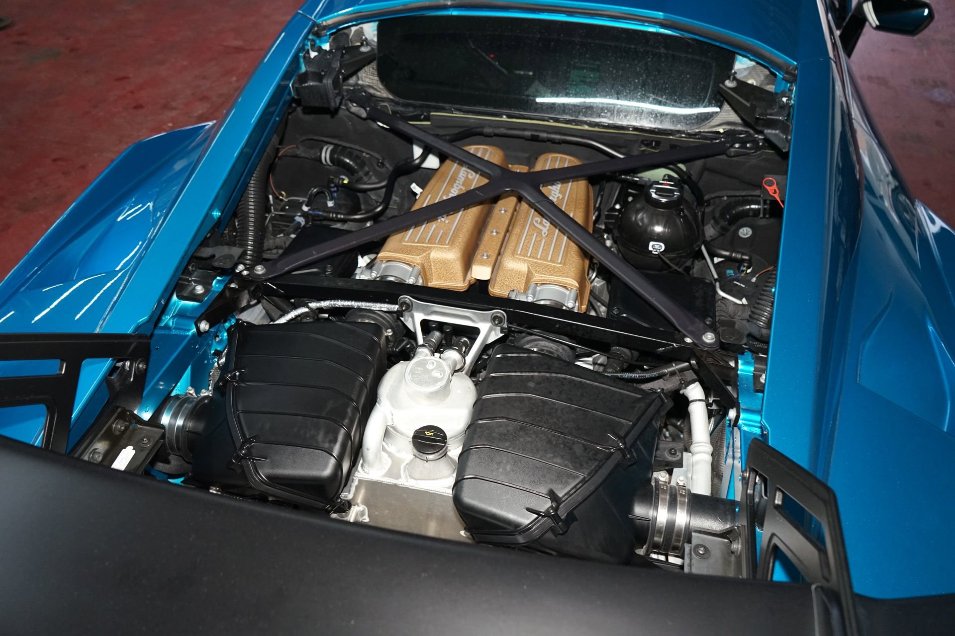 Used 2022 Lamborghini Huracan STO image 31