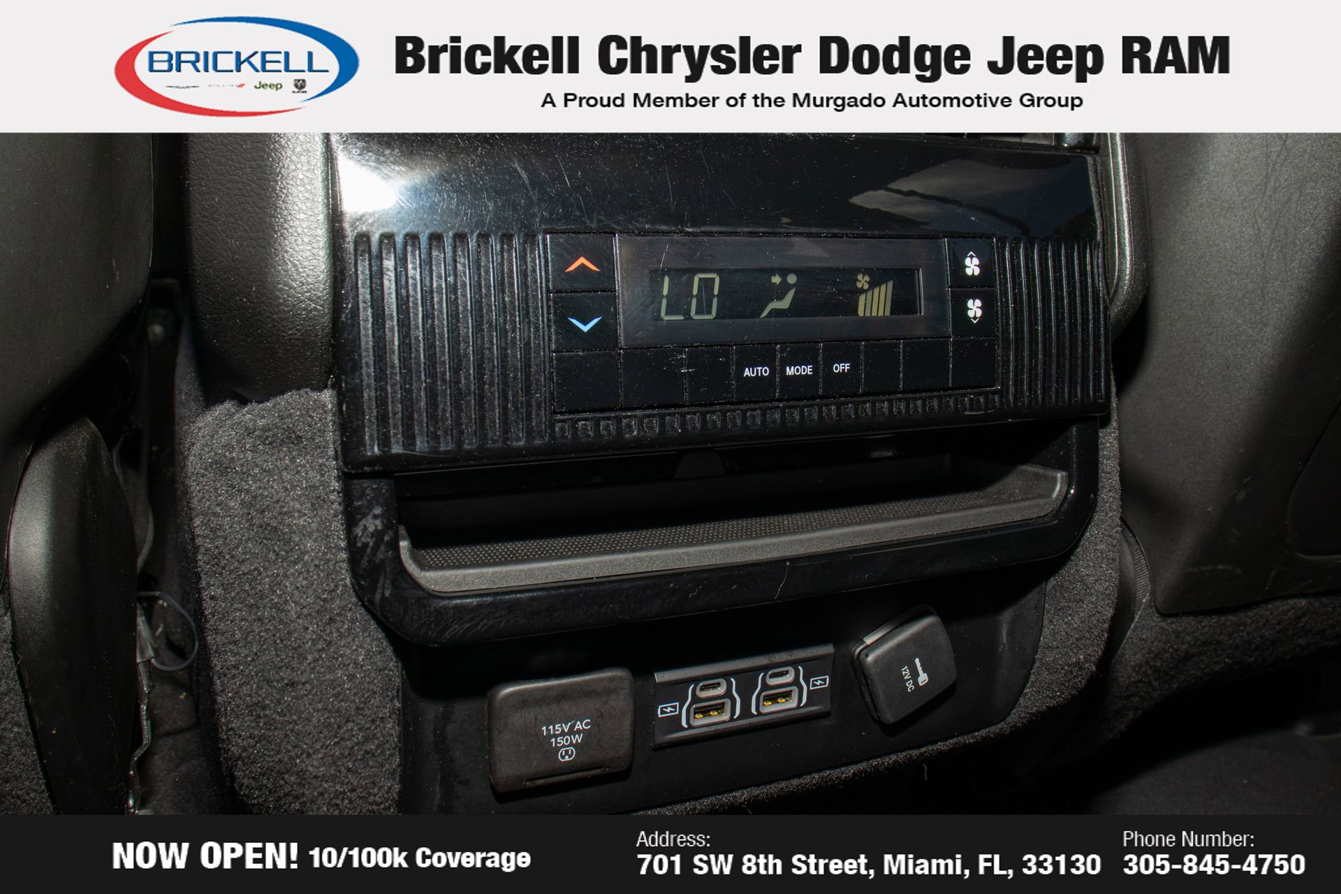 Used 2024 Jeep Wagoneer Series II w/ Flexible Seating Group image 20