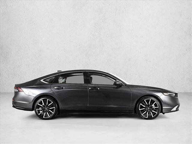 Used 2023 Honda Accord Touring video 4