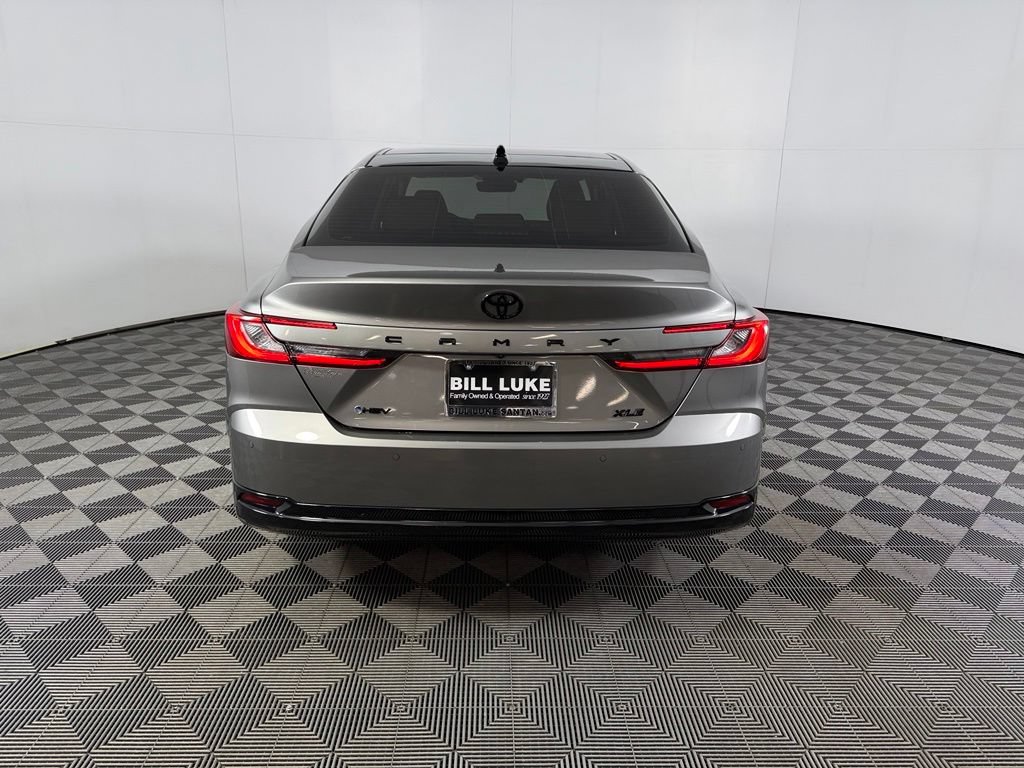 Used 2025 Toyota Camry XLE w/ Premium Plus Package FWD image 8