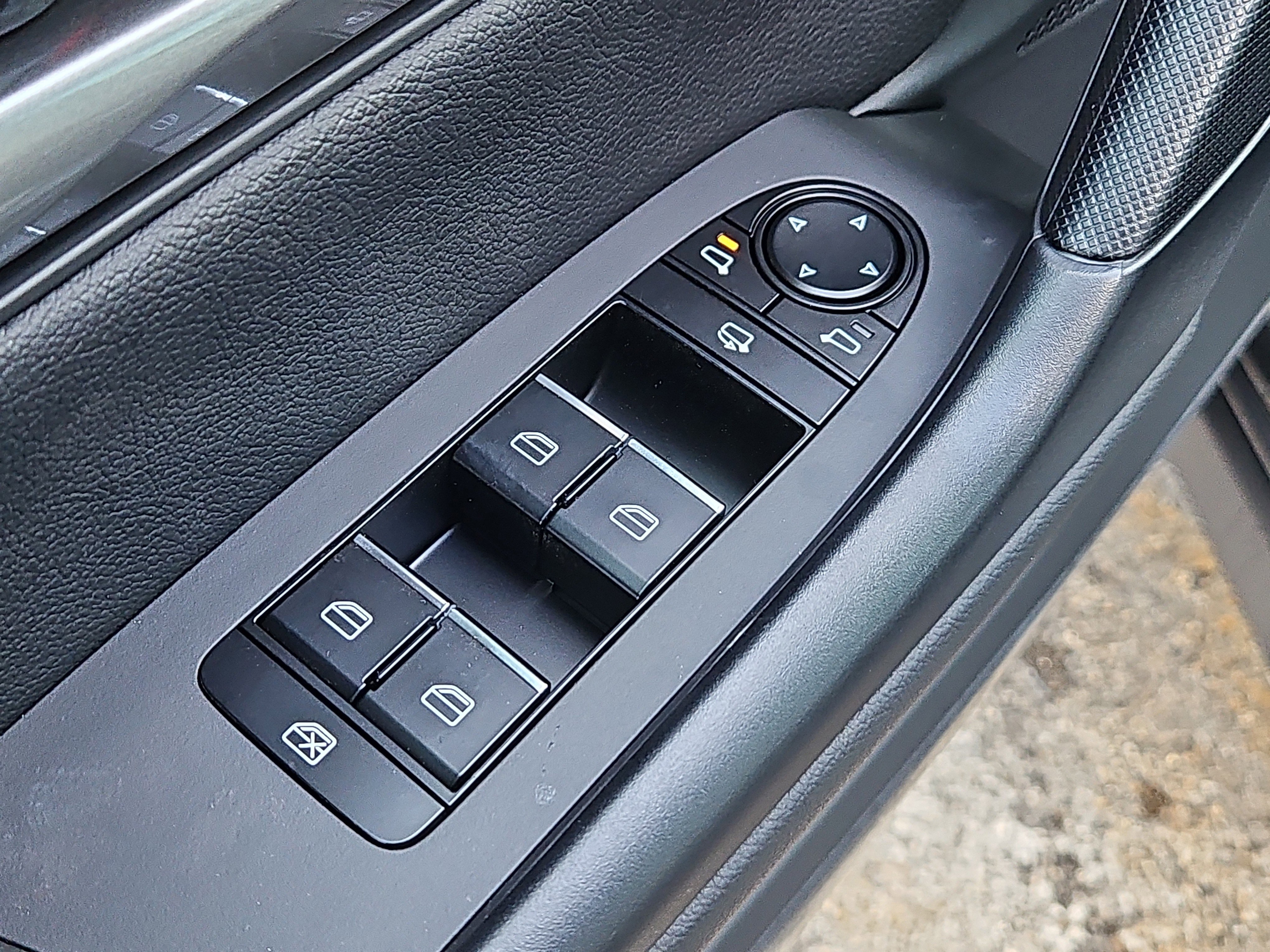 New 2025 MAZDA CX-50 AWD 2.5 Turbo w/ Weather Package image 18