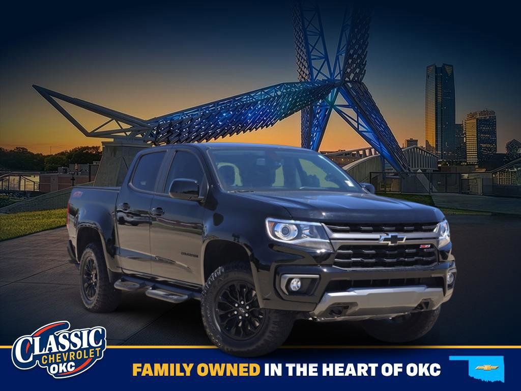 Used 2022 Chevrolet Colorado Z71 w/ LPO, Tonneau and Step Package AWD/4WD image 1
