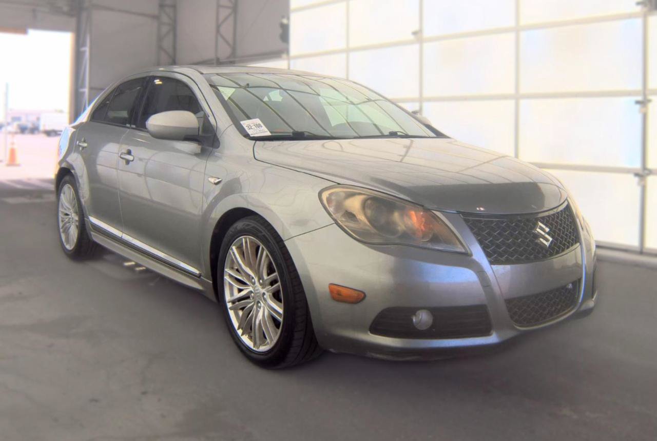 Used 2011 Suzuki Kizashi Sport SLS AWD/4WD image 3