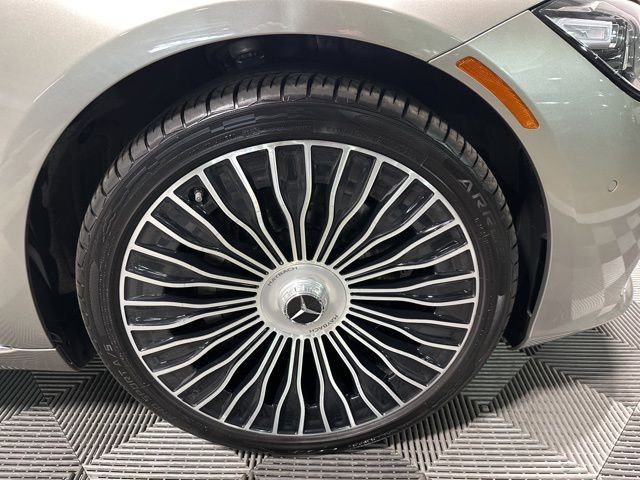 Used 2021 Mercedes-Benz Maybach S 580 4MATIC image 9