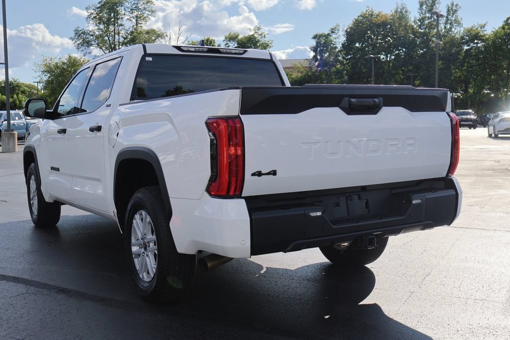 Used 2023 Toyota Tundra SR5 w/ SR5 Convenience Package AWD/4WD image 5