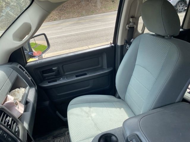 Used 2018 RAM 1500 Express w/ Express Value Package image 32