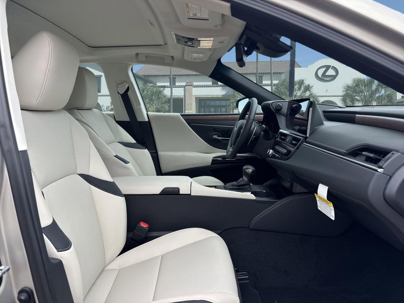 New 2025 Lexus ES 350 w/ Premium Package image 14