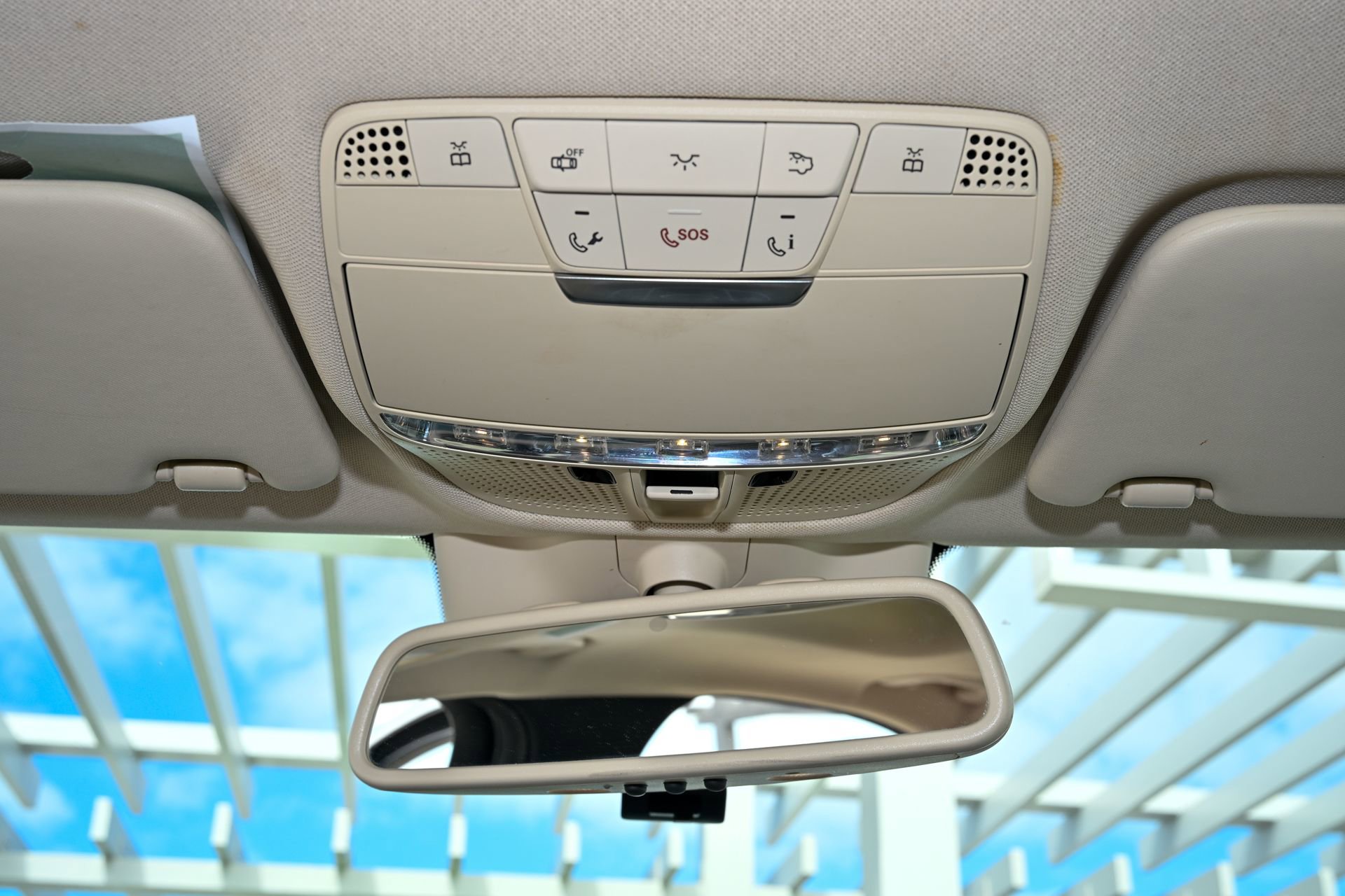 Used 2017 Mercedes-Benz C 300 4MATIC Sedan image 24