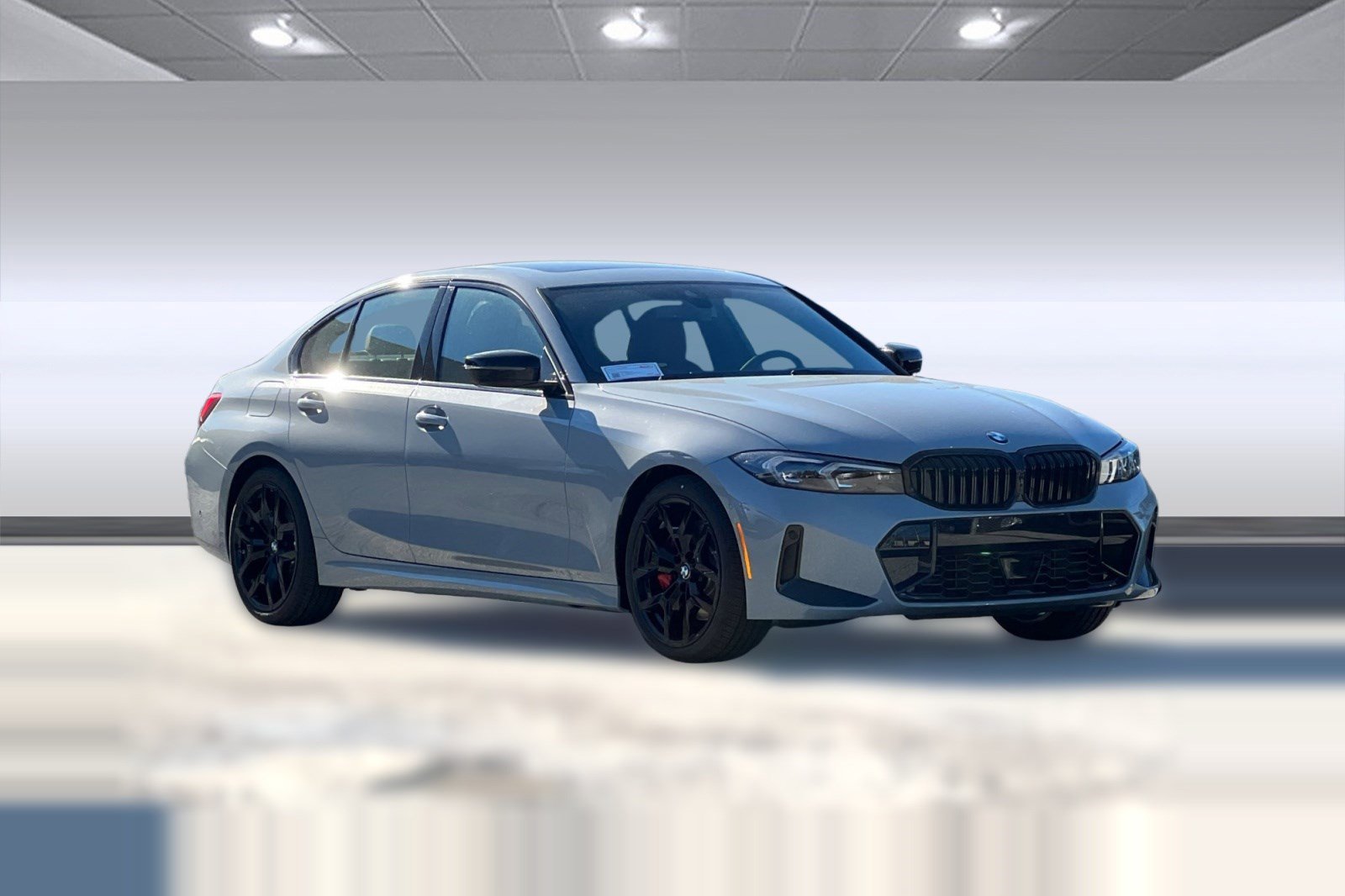 Used 2026 BMW 330i Sedan w/ M Sport Package RWD image 6