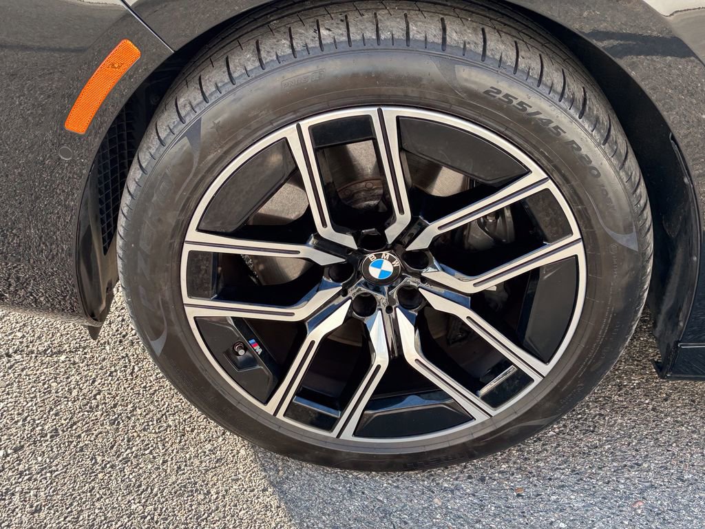 Certified 2023 BMW 760i xDrive image 48