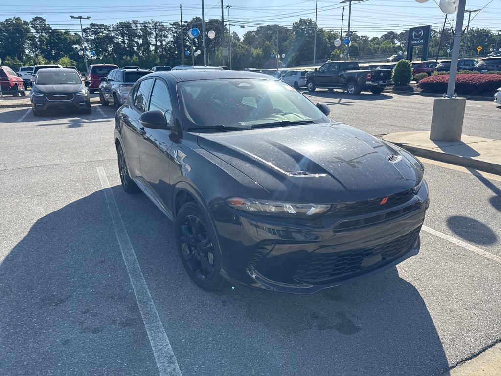 Used 2024 Dodge Hornet R/T image 3