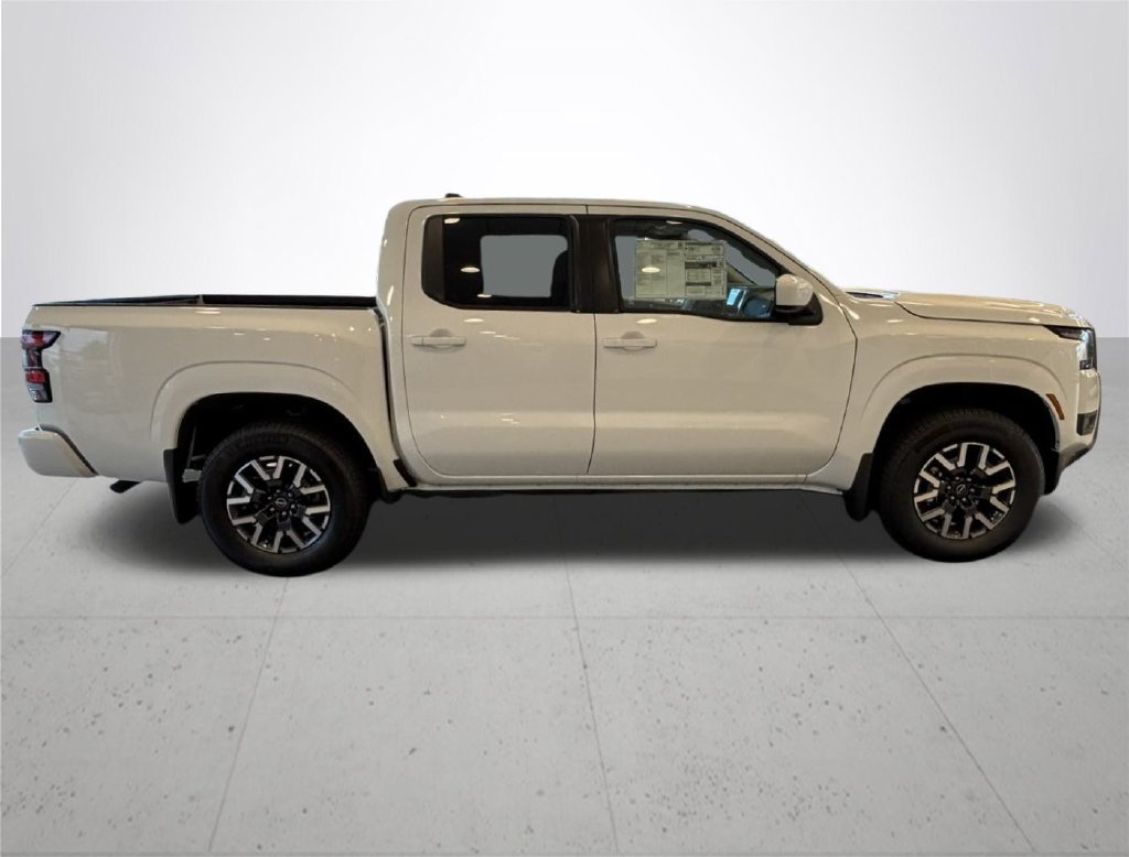 New 2026 Nissan Frontier SV w/ Tow Package AWD/4WD image 6