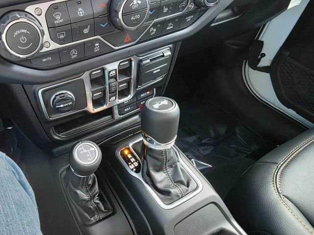 New 2026 Jeep Wrangler Unlimited Sahara image 17