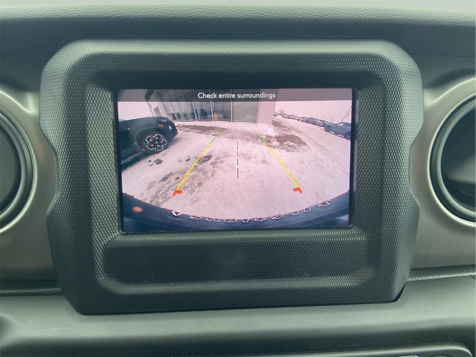 Used 2021 Jeep Wrangler Unlimited Sport image 29