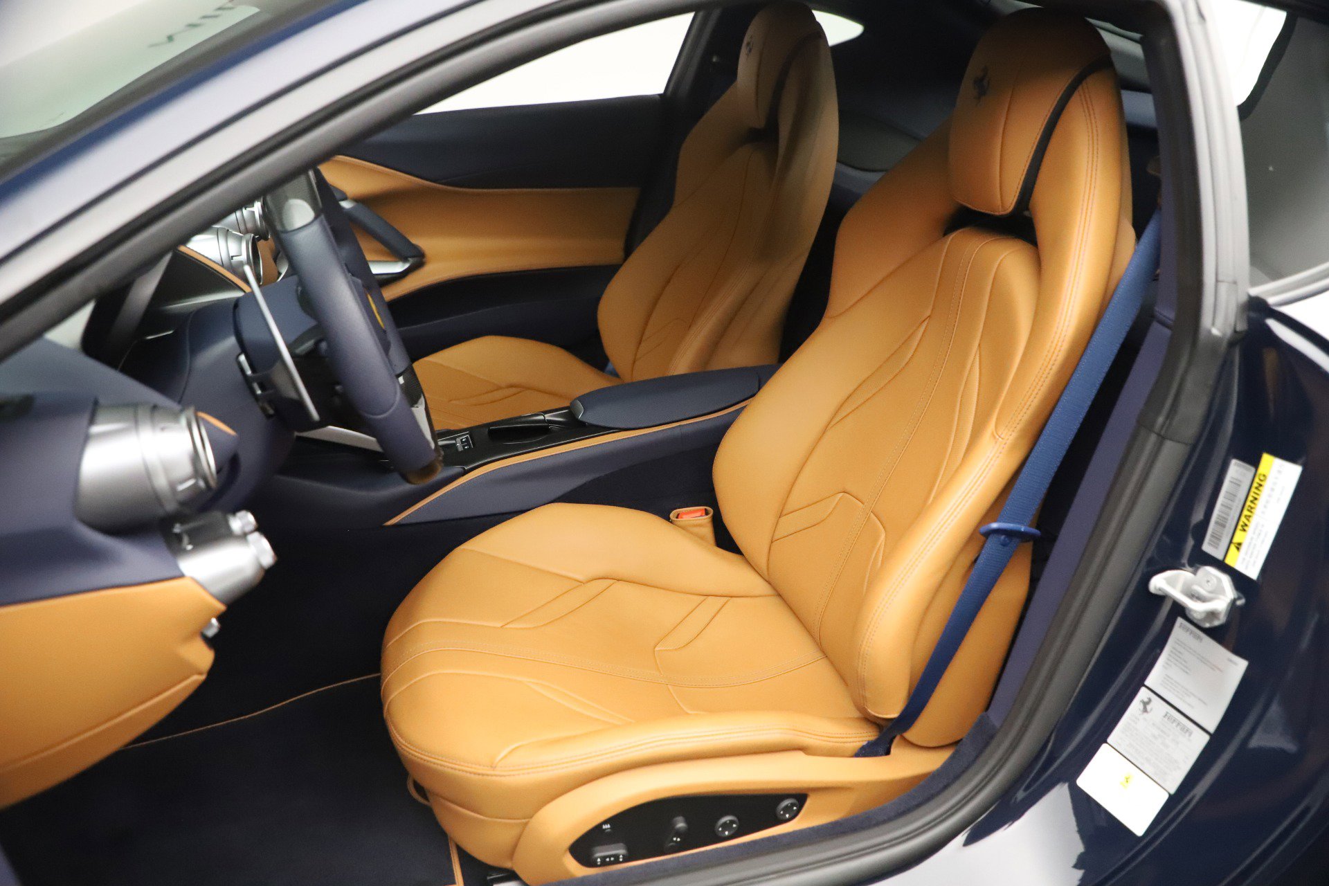 Certified 2020 Ferrari 812 Superfast RWD image 15