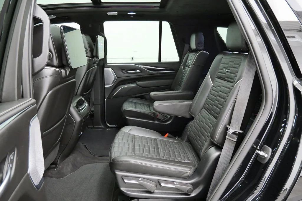 Used 2023 Cadillac Escalade V image 21