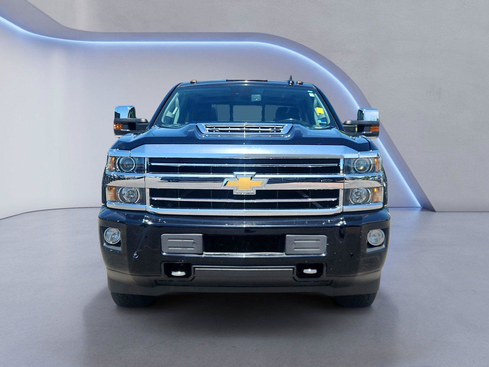 Used 2018 Chevrolet Silverado 3500 High Country w/ Duramax Plus Package AWD/4WD image 8